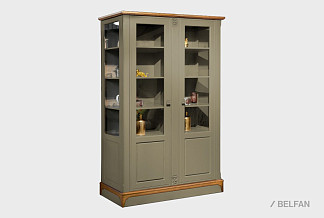 Шкаф с витриной 2-х дверный «Бриансон»; корсика+дуб